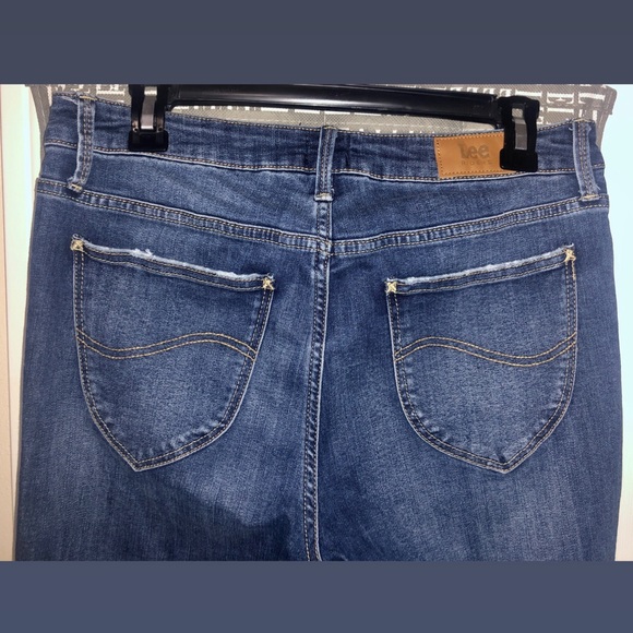 Lee Riders Jeans 💙 - Picture 4 of 14